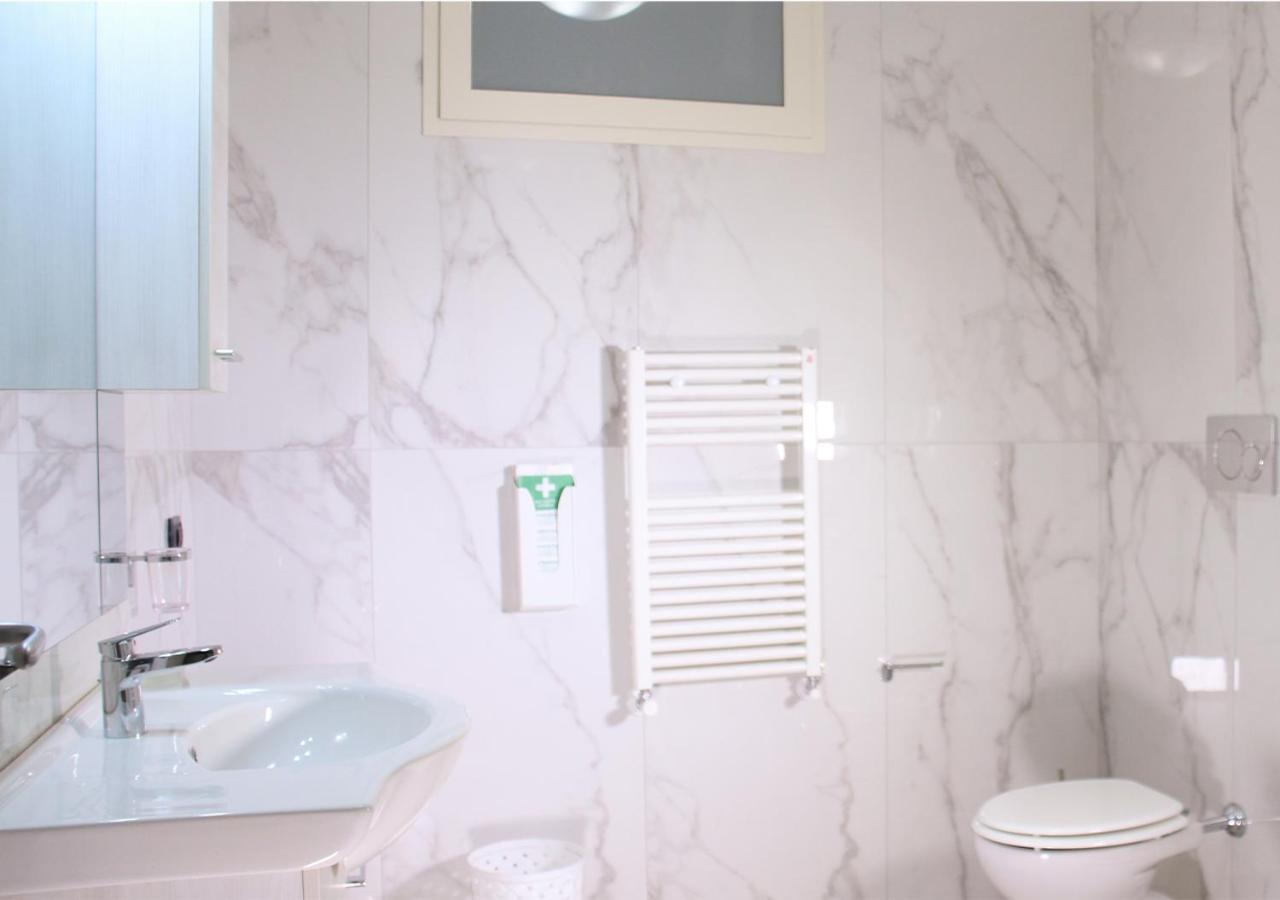 Ospedale Del Mare - Wi-Fi Gratis E Parcheggio Gratuito Apartment Наполи Екстериор снимка